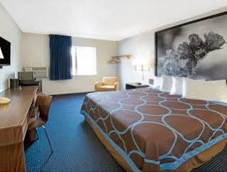 Super 8 By Wyndham Las Cruces University Area Екстериор снимка